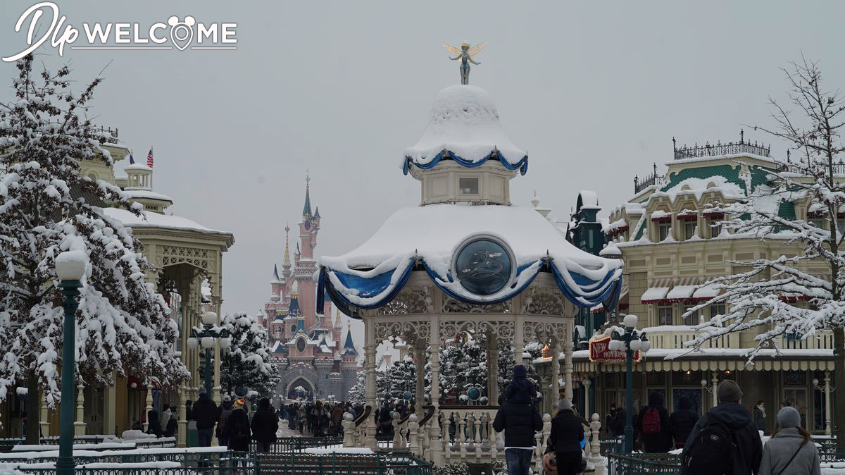 , Disneyland Paris Under a Magical Blanket of Snow