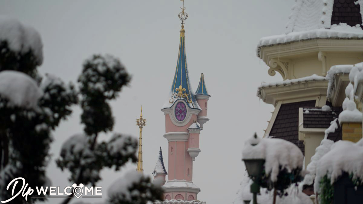 , Disneyland Paris Under a Magical Blanket of Snow