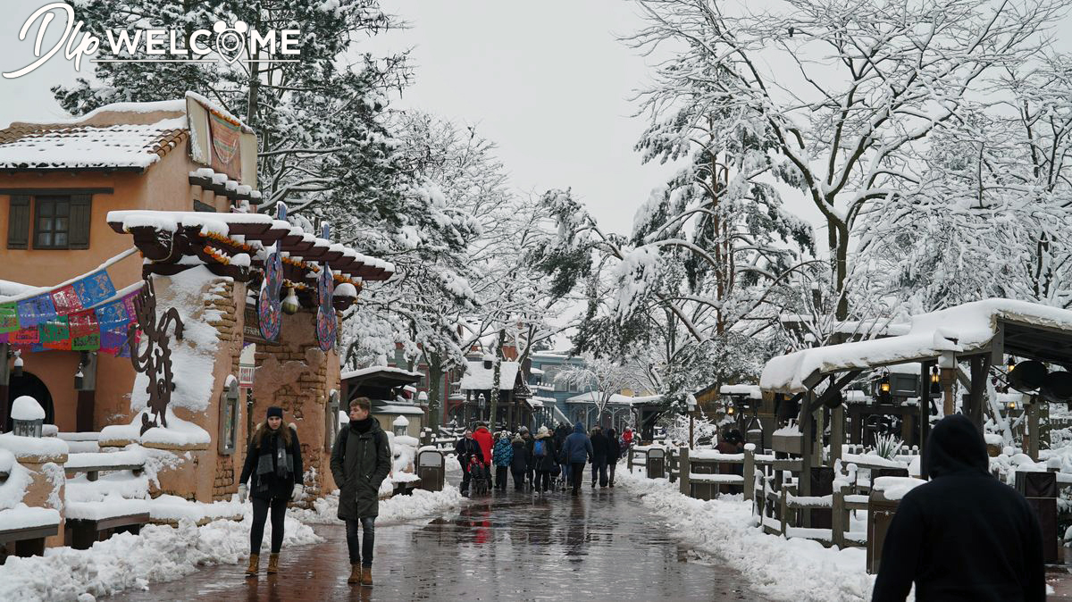 , Disneyland Paris Under a Magical Blanket of Snow