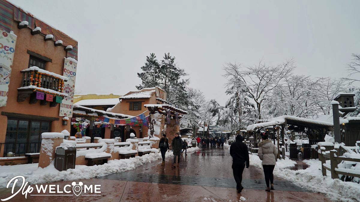 , Disneyland Paris Under a Magical Blanket of Snow