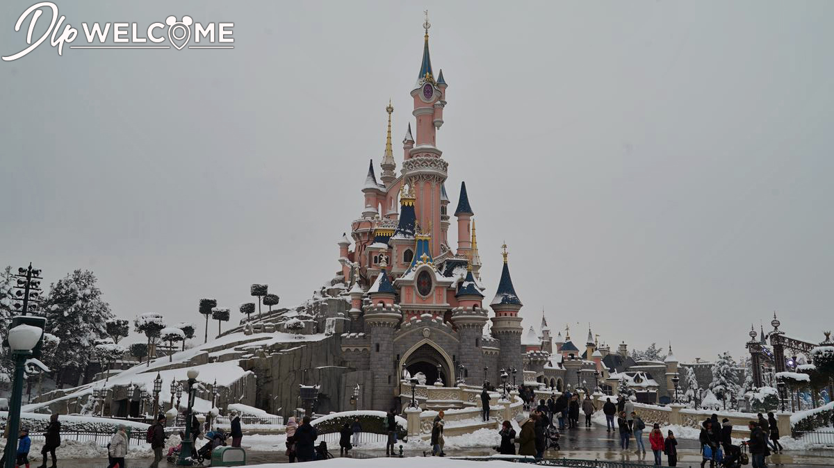 , Disneyland Paris Under a Magical Blanket of Snow