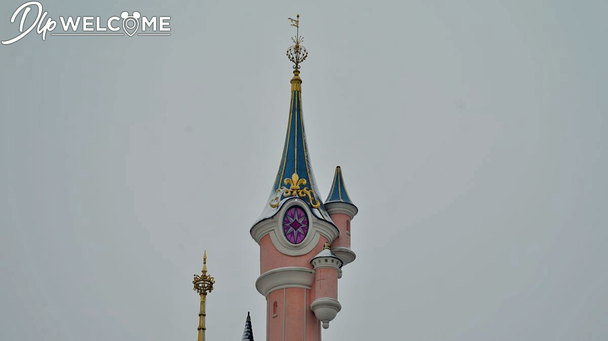 , Disneyland Paris Under a Magical Blanket of Snow