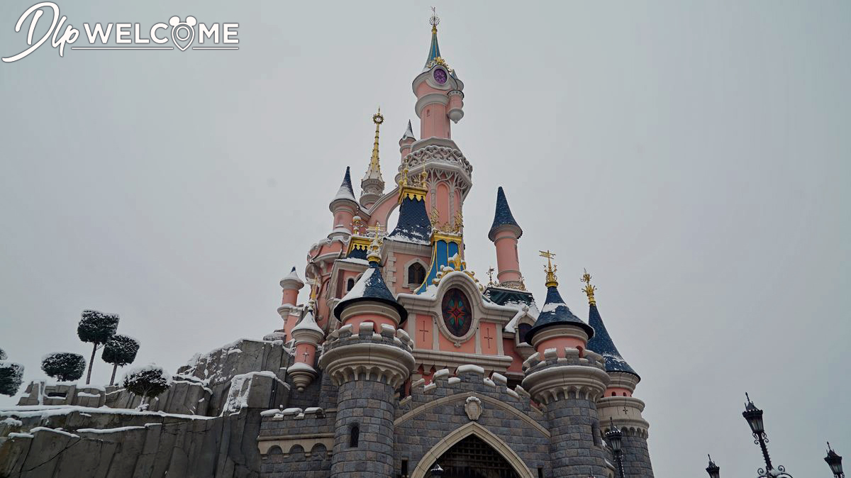 , Disneyland Paris Under a Magical Blanket of Snow