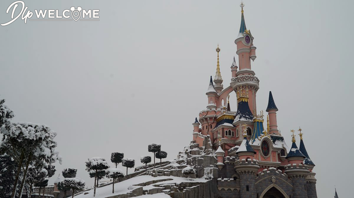 , Disneyland Paris Under a Magical Blanket of Snow