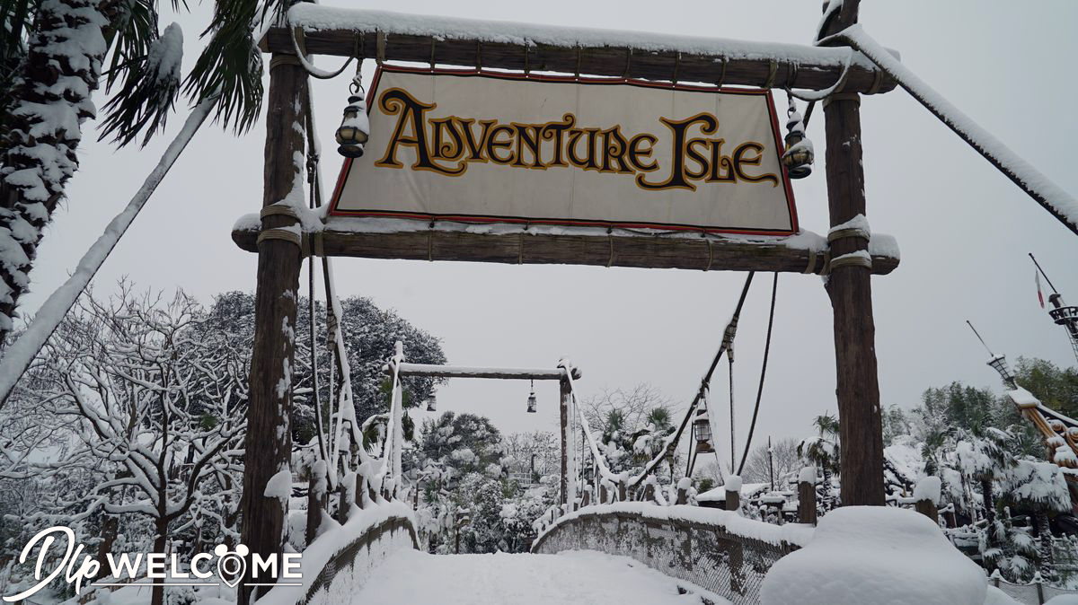 , Disneyland Paris Under a Magical Blanket of Snow