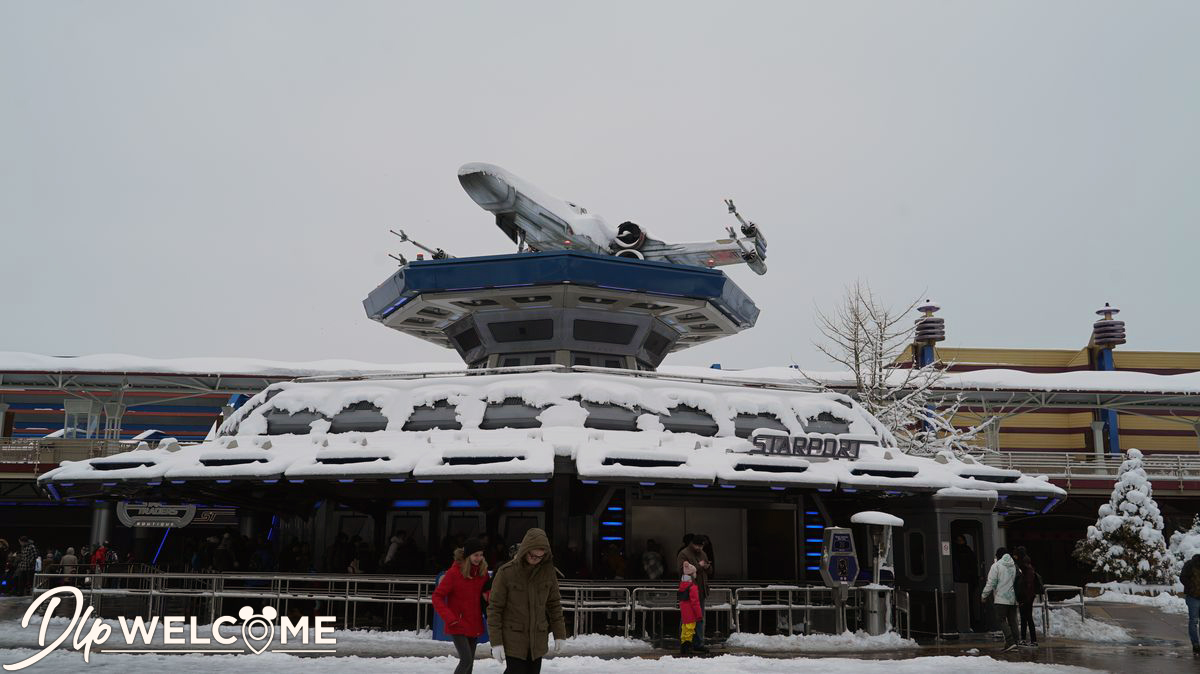 , Disneyland Paris Under a Magical Blanket of Snow