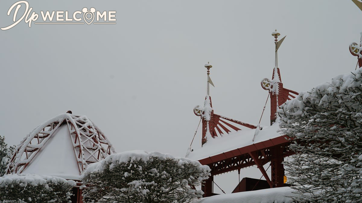 , Disneyland Paris Under a Magical Blanket of Snow