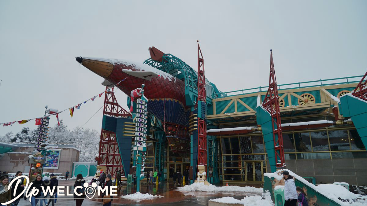 , Disneyland Paris Under a Magical Blanket of Snow