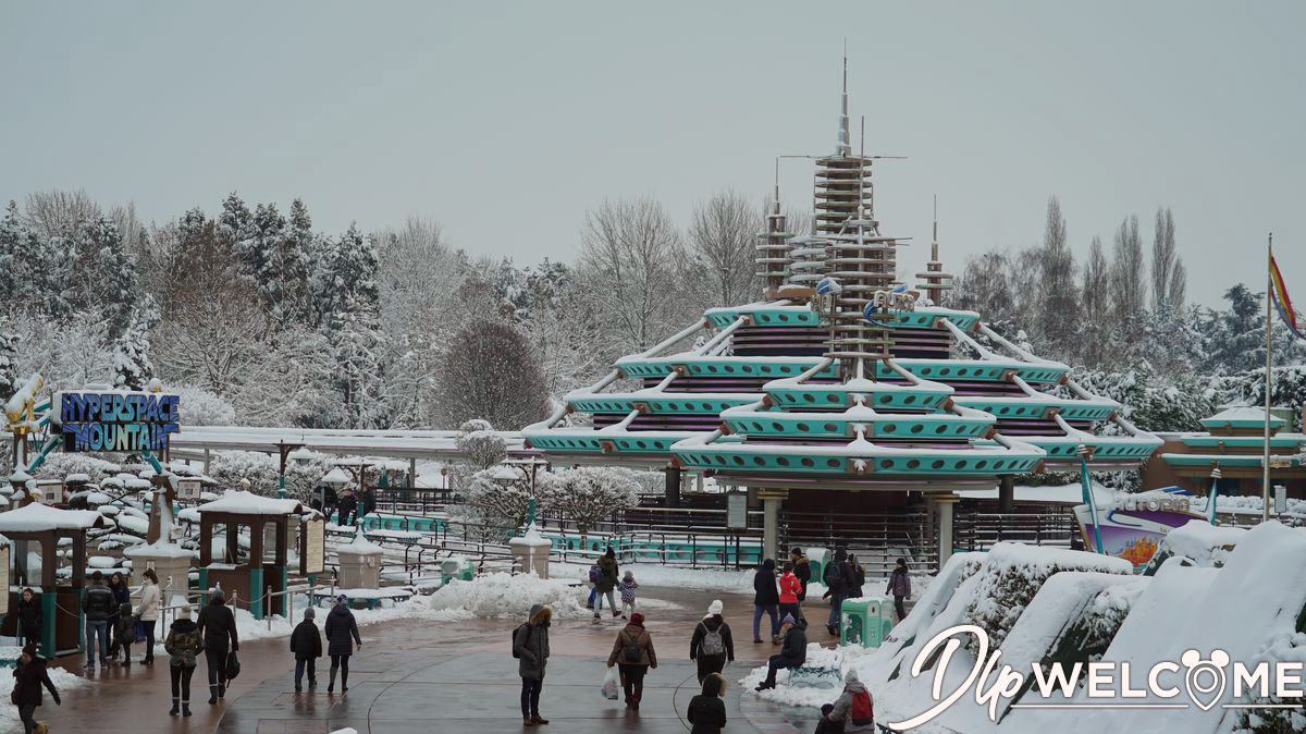 , Disneyland Paris Under a Magical Blanket of Snow