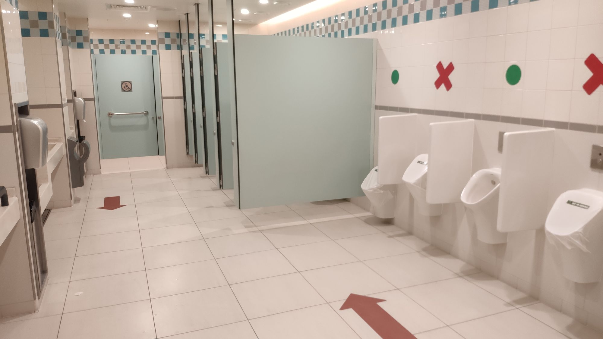 Disneyland Paris Reopens to Guests DLP