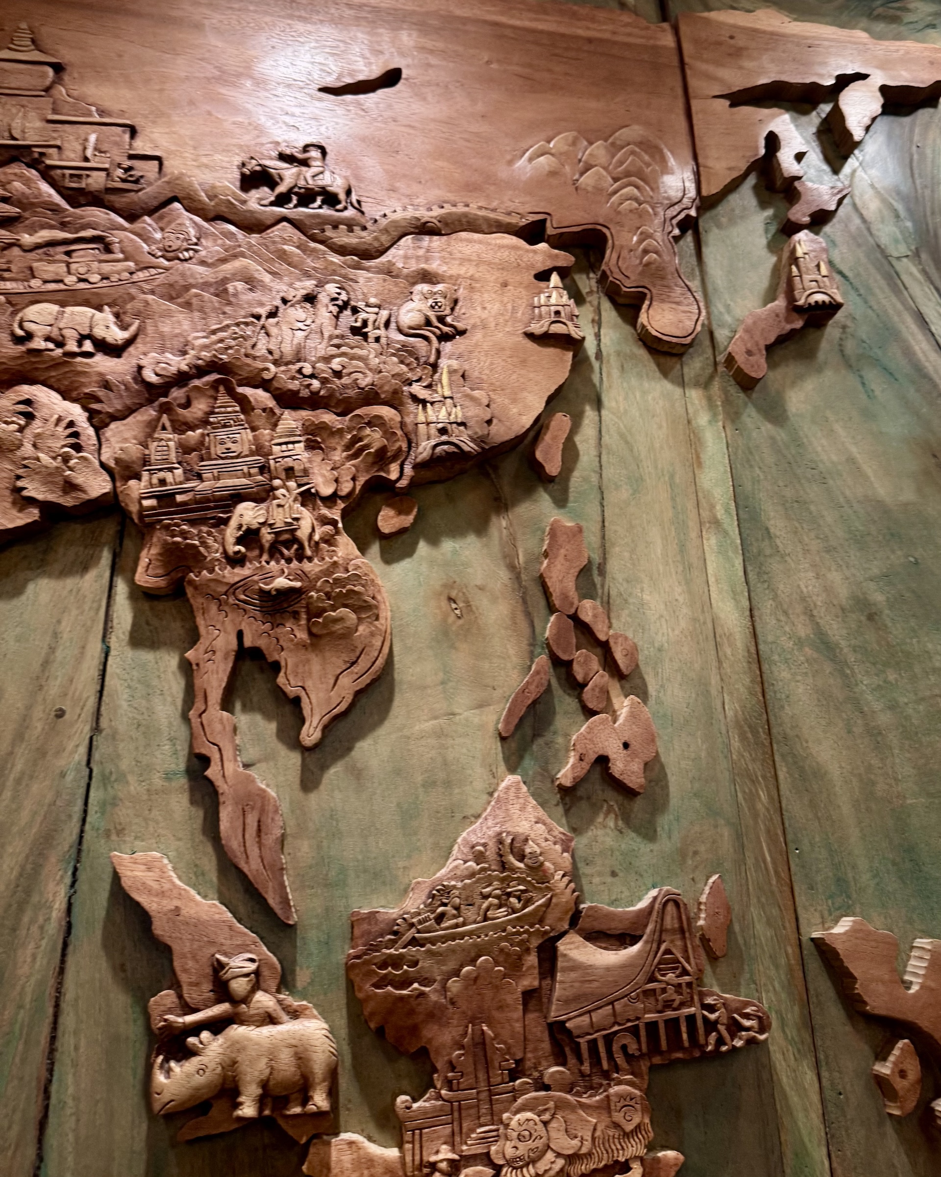 Tiffins Restaurant at Disney's Animal Kingdom Interior Decor