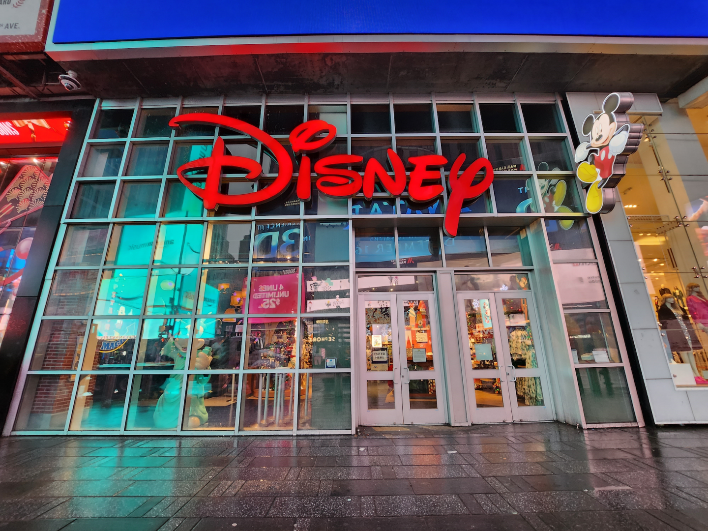 Disney Store Times Square