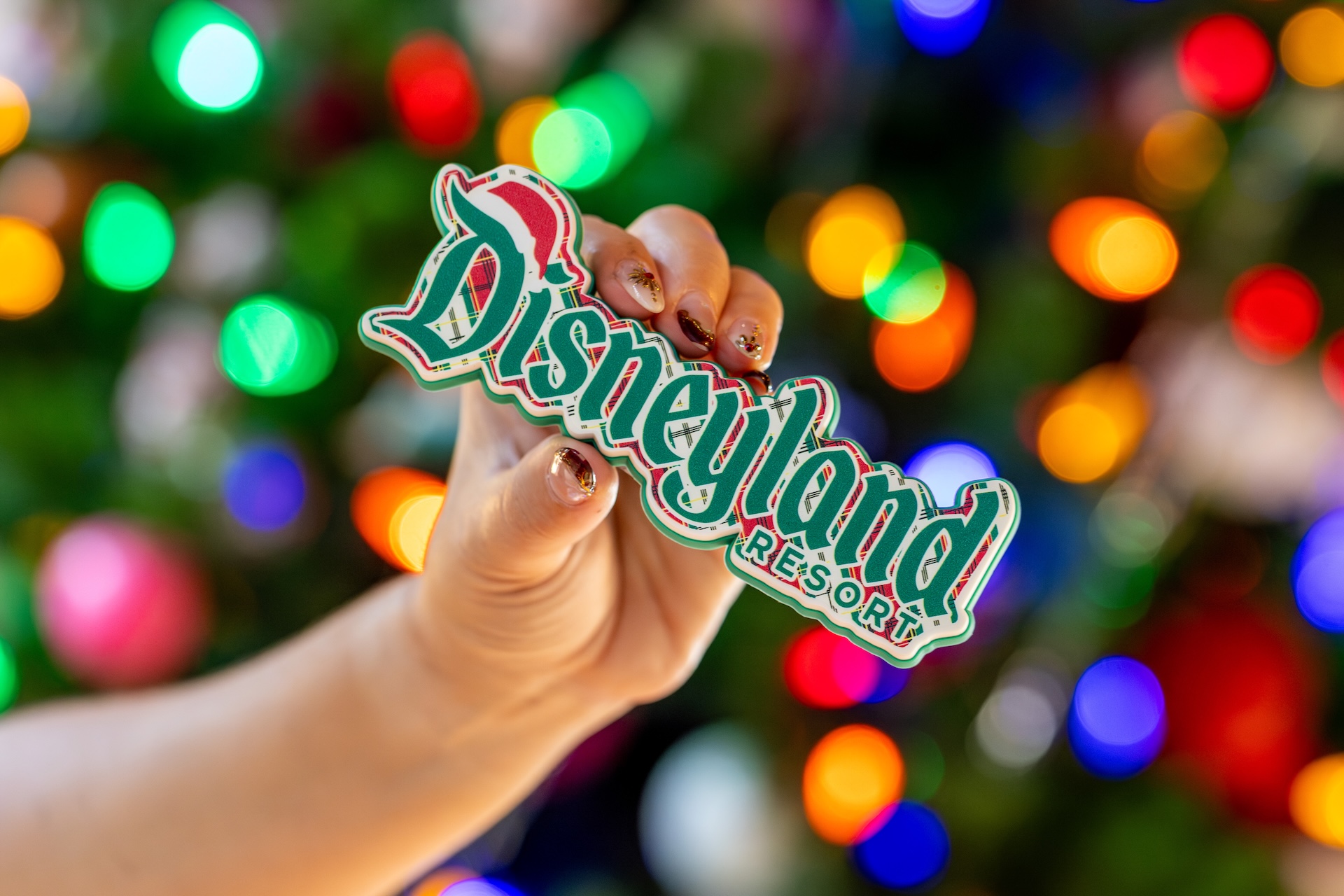 Disney Store Holiday Merchandise Preview Magnet