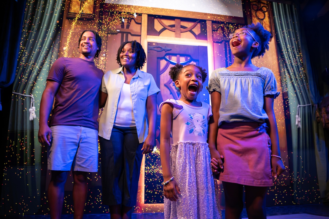 PhotoPass opportunity at Disney Springs.